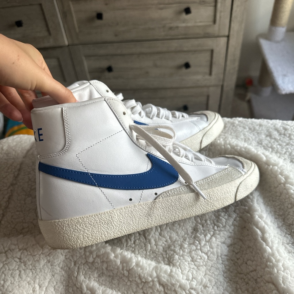 Nike shoes
